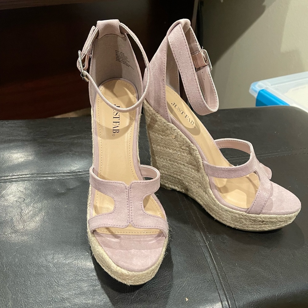 Just Fab Lilac Wedges